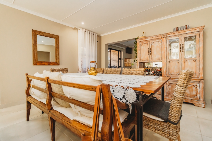 3 Bedroom Property for Sale in Heather Park Western Cape